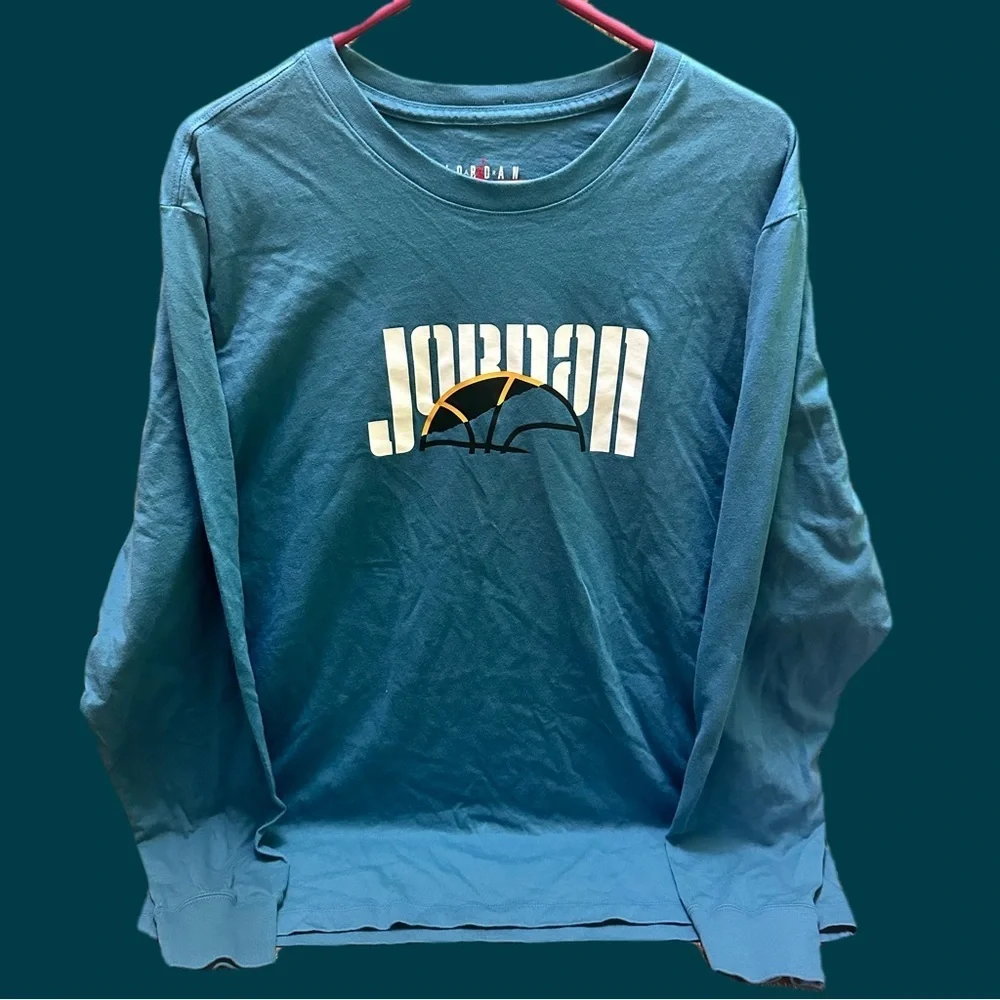 Jordan Teal Long Sleeve Shirt size XL